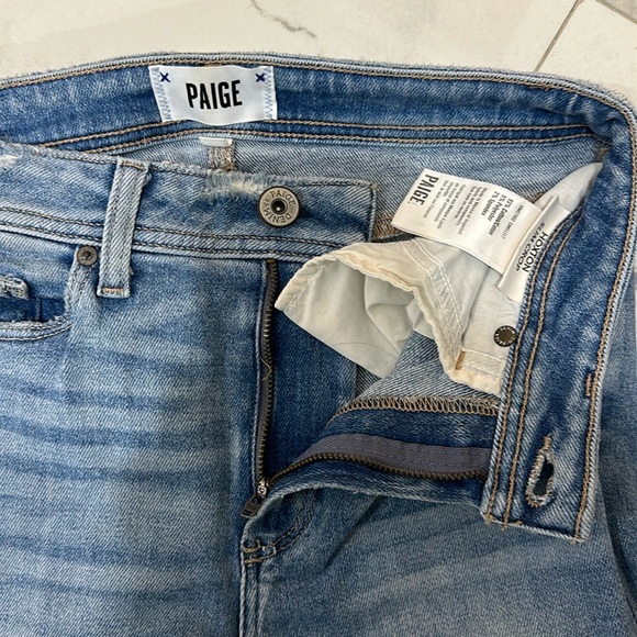 Paige Hoxton High-Rise Slim Crop Jeans in Carlotta - Picture 5 of 8